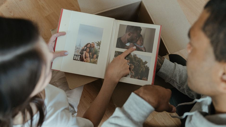 Custom Keepsakes for Family in 2026 - Love Life Journey
