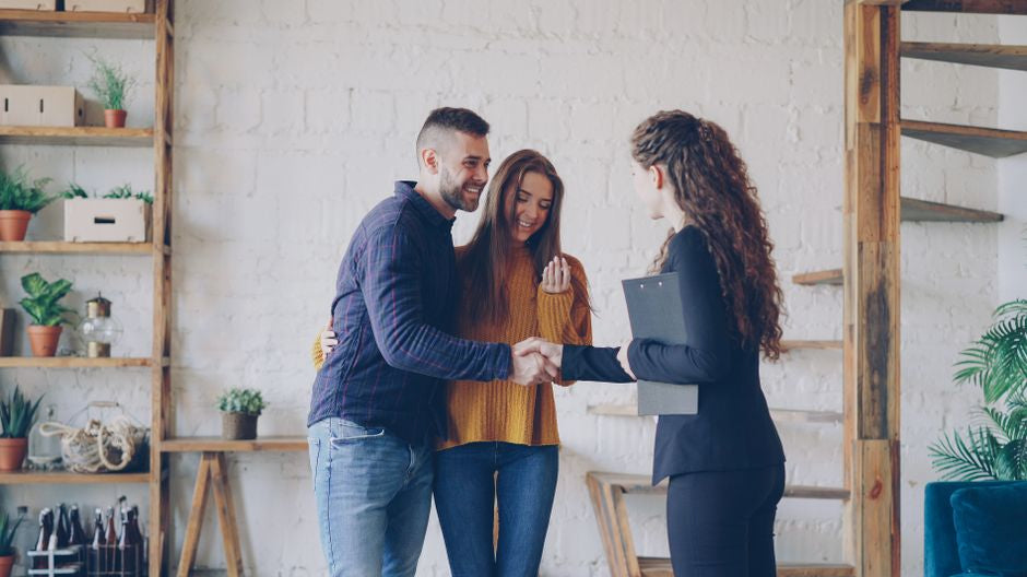 Local Services Near Me: Find Personalized Gifts - Love Life Journey