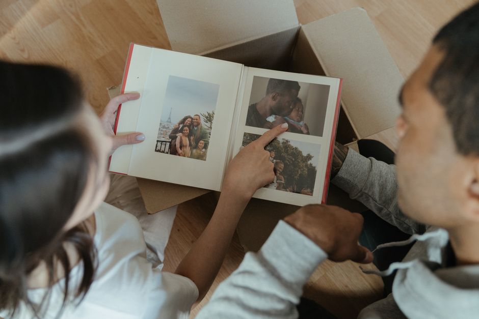 Custom Keepsakes for Family in 2026 - Love Life Journey